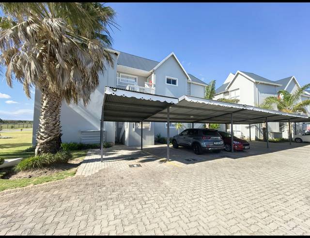 2 BEDROOM SECTIONAL TITLE FOR SALE IN MARINA MARTINIQUE